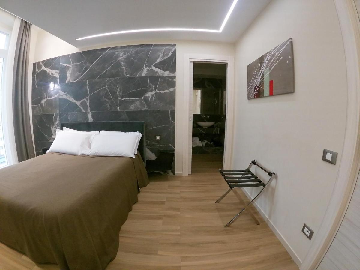 Municipio Luxury Suite نابولي المظهر الخارجي الصورة
